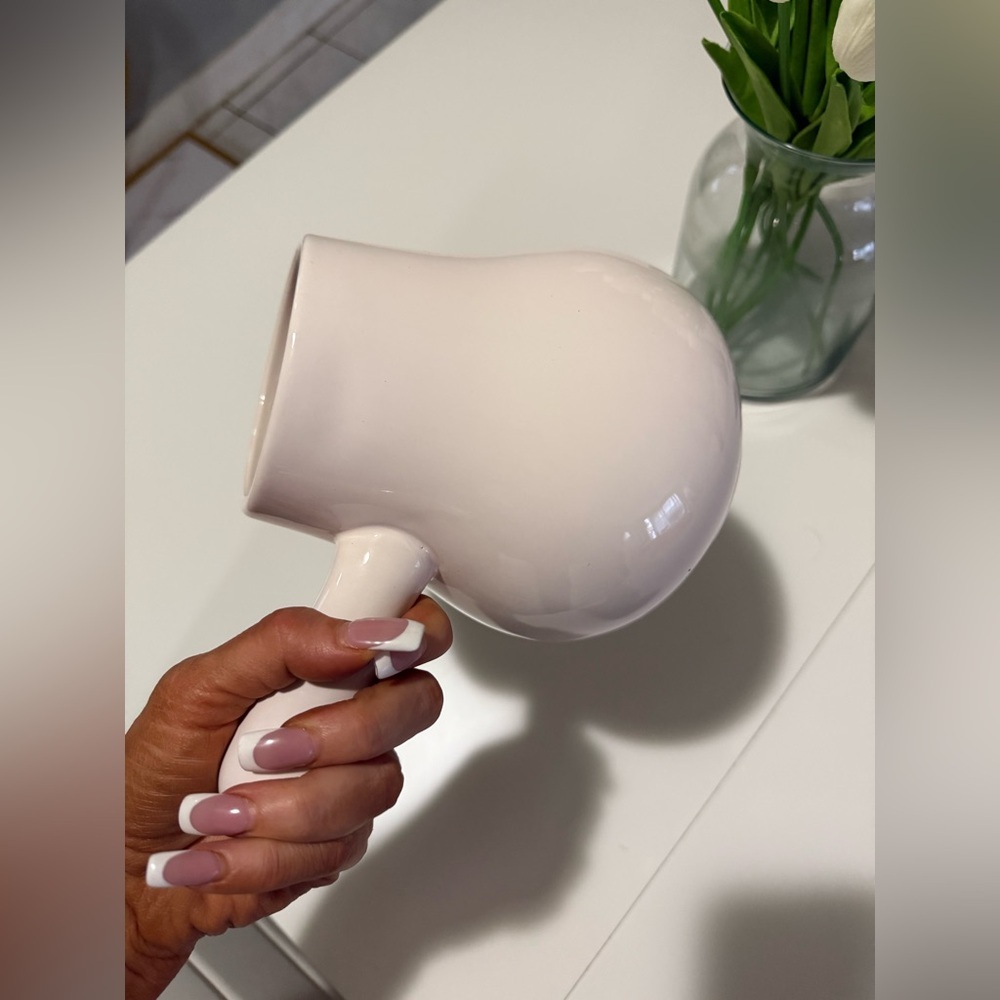 Rae Dunn White Hot Cocoa Pitcher ⭐️ collectible - Picture 8 of 11